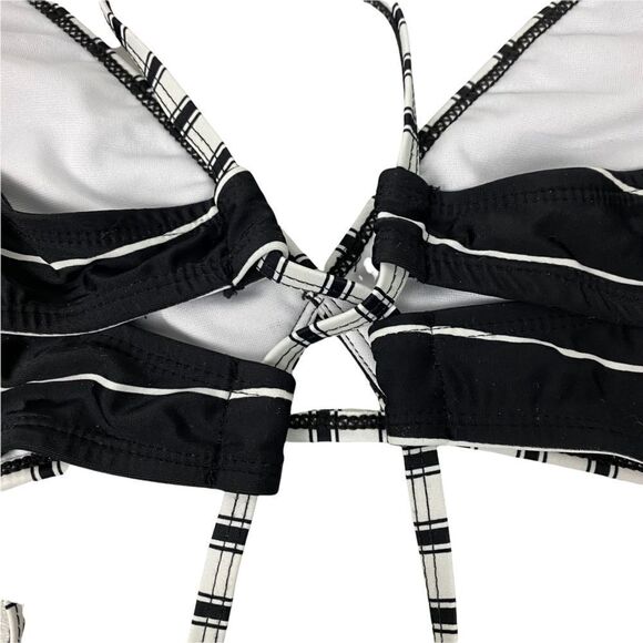 Hot Water Black & White Bikini Top size Large - Picture 3 of 6